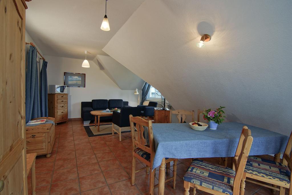 Haus Seeblick-Ostseebad Binz Zimmer foto